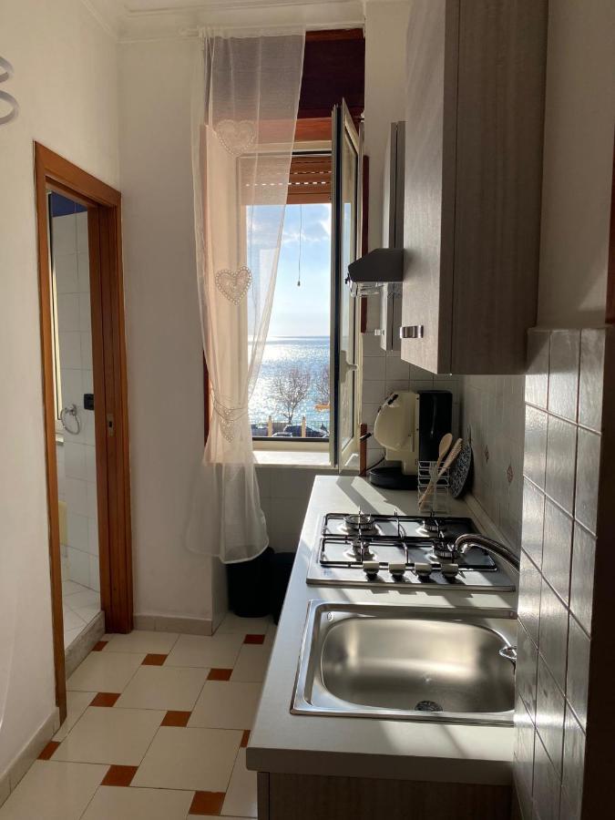 L'Aurora Guest House Castellammare di Stabia Exterior foto
